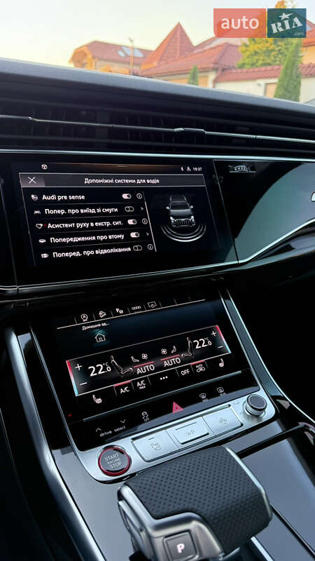 Внедорожник / Кроссовер Audi SQ7 2024 в Львове