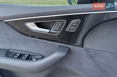 Внедорожник / Кроссовер Audi SQ7 2024 в 