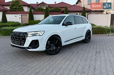 Внедорожник / Кроссовер Audi SQ7 2024 в 