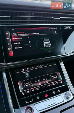 Внедорожник / Кроссовер Audi SQ7 2024 в 