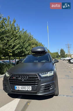 Внедорожник / Кроссовер Audi SQ7 2016 в 