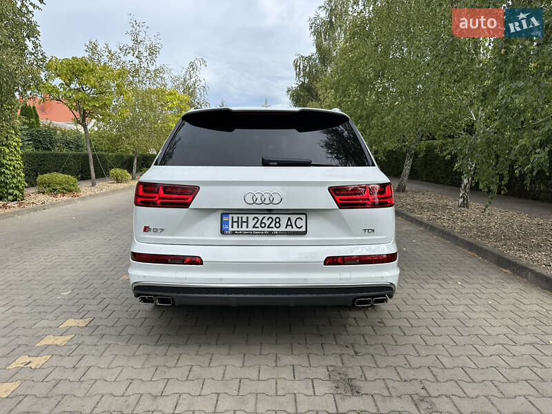 Внедорожник / Кроссовер Audi SQ7 2018 в Одессе