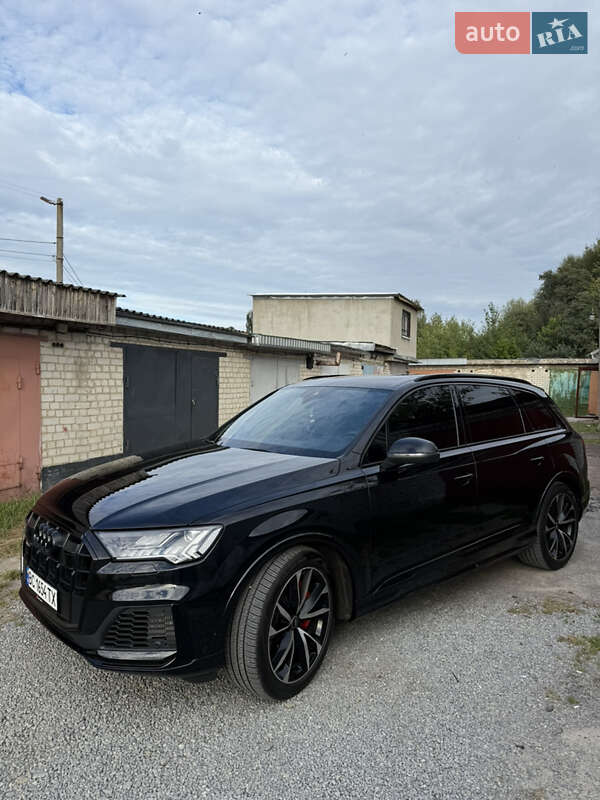 Внедорожник / Кроссовер Audi SQ7 2021 в Житомире фото 4 Внедорожник / Кроссовер Audi SQ7 2021 в Житомире