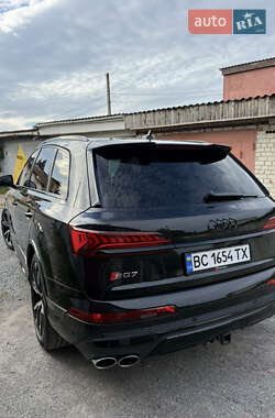 Внедорожник / Кроссовер Audi SQ7 2021 в 