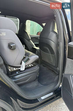Внедорожник / Кроссовер Audi SQ7 2021 в 