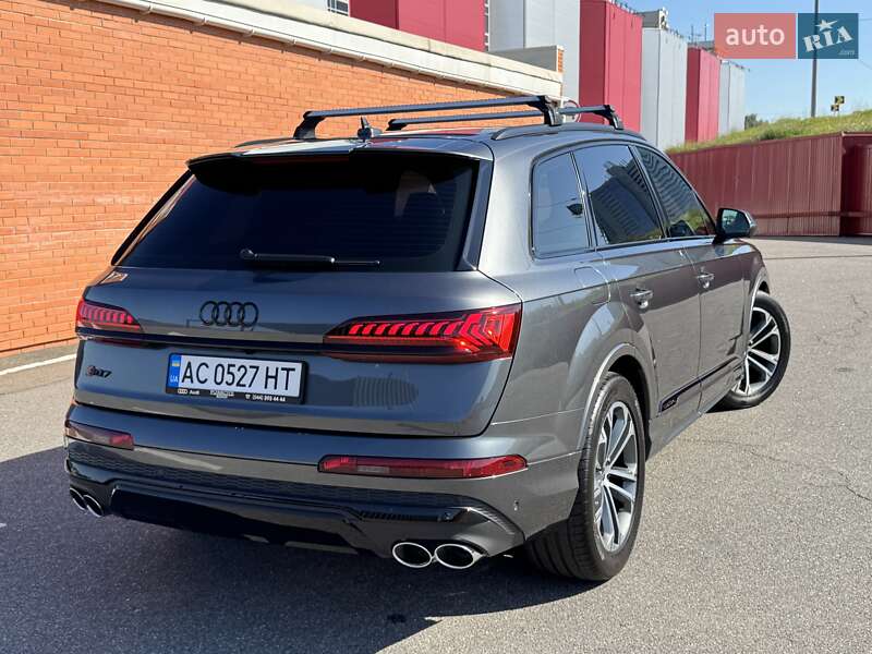 Внедорожник / Кроссовер Audi SQ7 2023 в Киеве