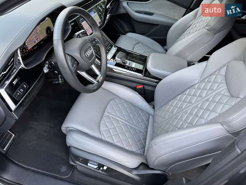 Внедорожник / Кроссовер Audi SQ7 2023 в Киеве