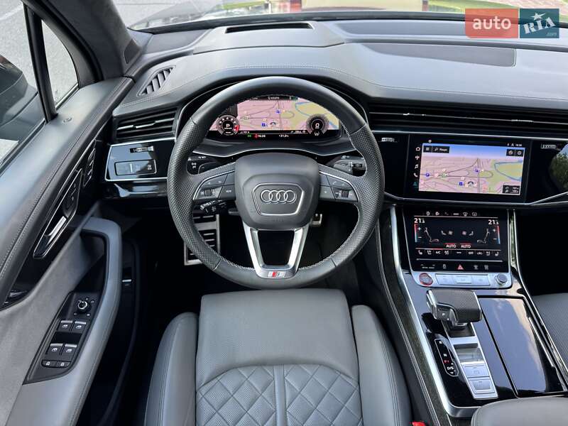 Внедорожник / Кроссовер Audi SQ7 2023 в Киеве
