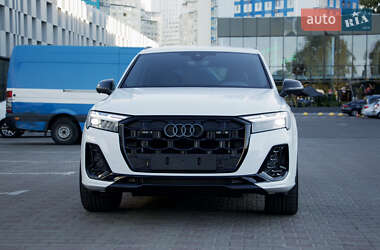 Позашляховик / Кросовер Audi SQ7 2024 в 