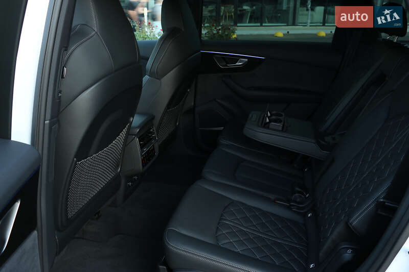 Внедорожник / Кроссовер Audi SQ7 2024 в Одессе