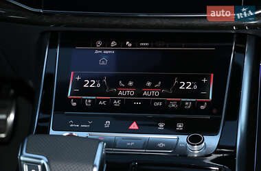 Позашляховик / Кросовер Audi SQ7 2024 в 