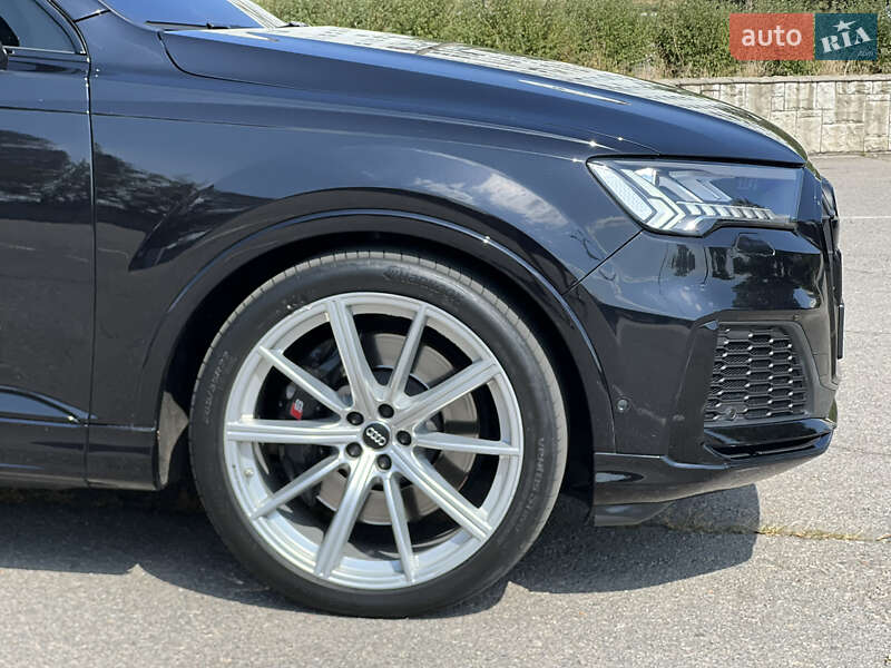 Внедорожник / Кроссовер Audi SQ7 2020 в Запорожье