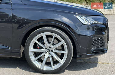 Внедорожник / Кроссовер Audi SQ7 2020 в 