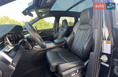 Внедорожник / Кроссовер Audi SQ7 2020 в 