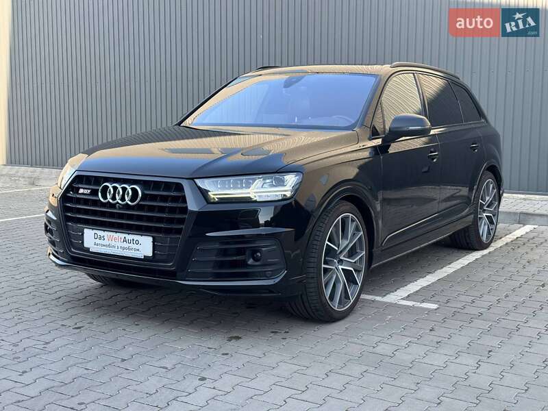 Позашляховик / Кросовер Audi SQ7 2017 в Чернівцях