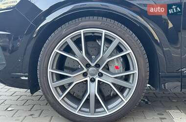 Внедорожник / Кроссовер Audi SQ7 2017 в 
