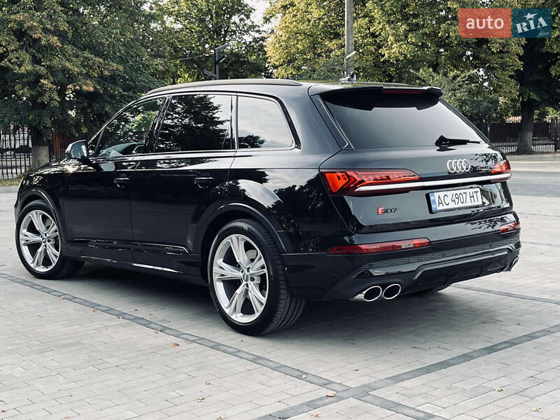 Позашляховик / Кросовер Audi SQ7 2020 в Луцьку