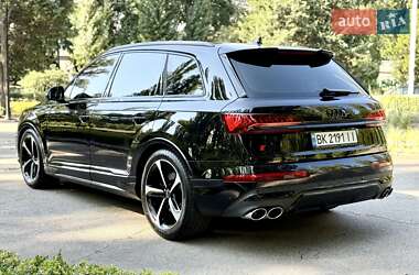 Внедорожник / Кроссовер Audi SQ7 2023 в 