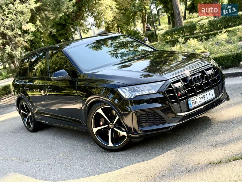 Позашляховик / Кросовер Audi SQ7 2023 в Києві