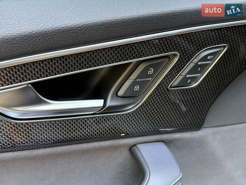 Позашляховик / Кросовер Audi SQ7 2023 в Києві