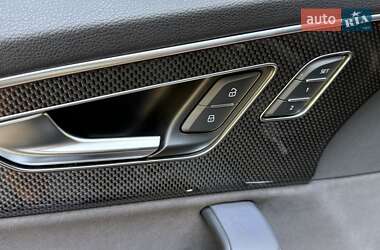 Внедорожник / Кроссовер Audi SQ7 2023 в 