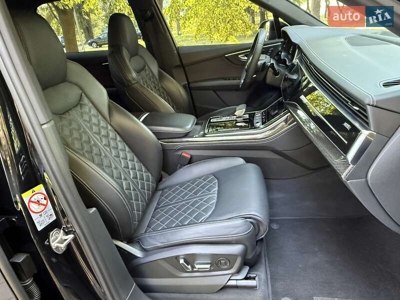 Позашляховик / Кросовер Audi SQ7 2023 в Києві