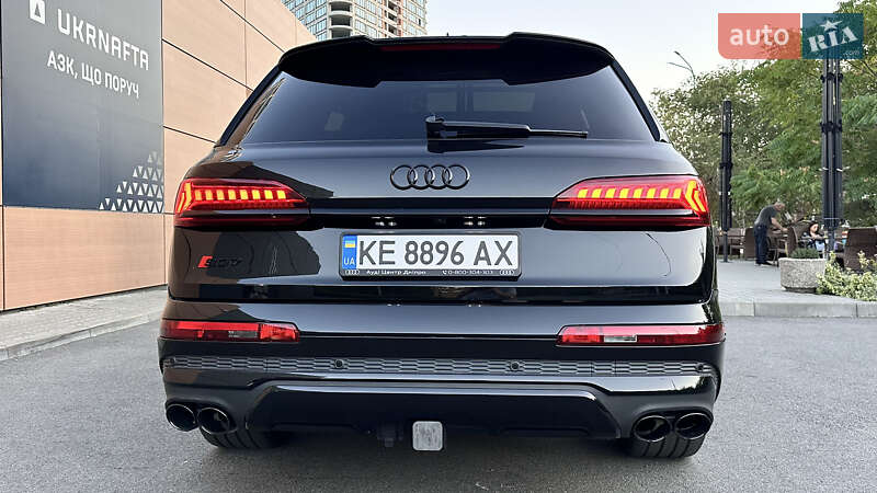 Внедорожник / Кроссовер Audi SQ7 2022 в Днепре