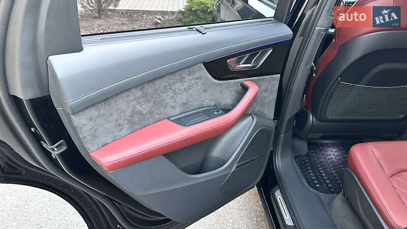 Внедорожник / Кроссовер Audi SQ7 2022 в Днепре