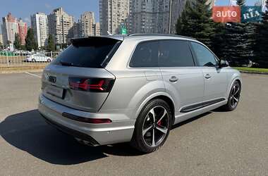 Внедорожник / Кроссовер Audi SQ7 2017 в 