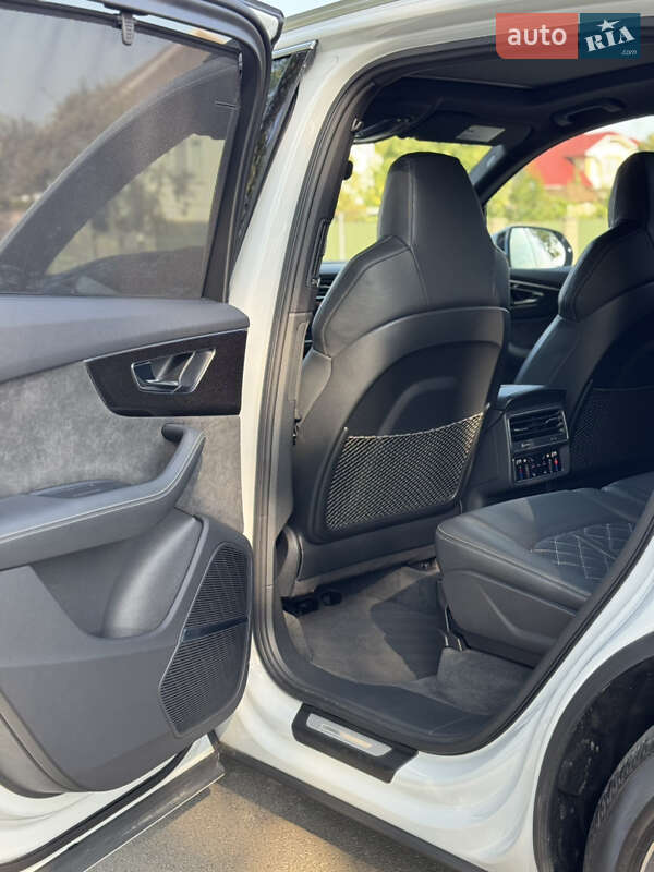 Внедорожник / Кроссовер Audi SQ7 2021 в Ивано-Франковске