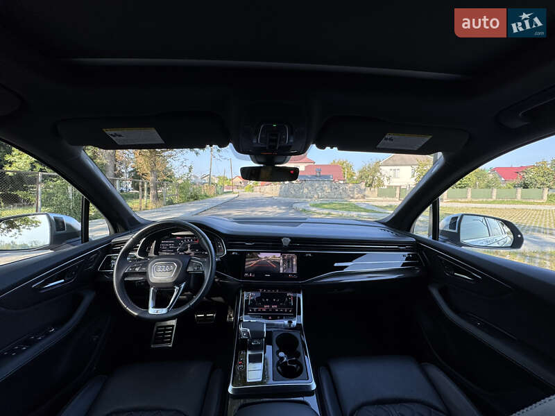 Внедорожник / Кроссовер Audi SQ7 2021 в Ивано-Франковске