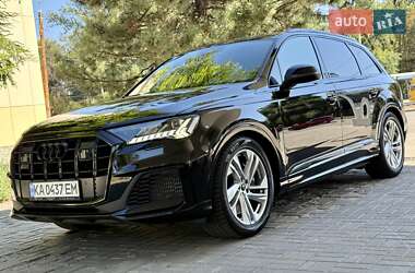Внедорожник / Кроссовер Audi SQ7 2021 в 