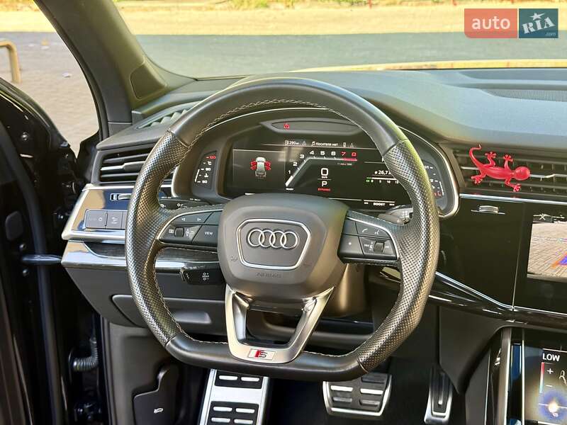 Внедорожник / Кроссовер Audi SQ7 2021 в Днепре
