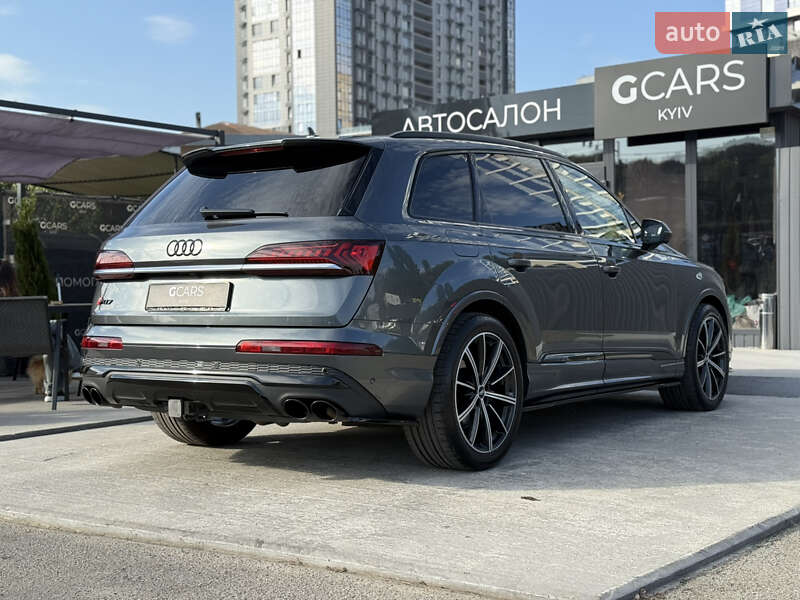 Позашляховик / Кросовер Audi SQ7 2020 в Києві