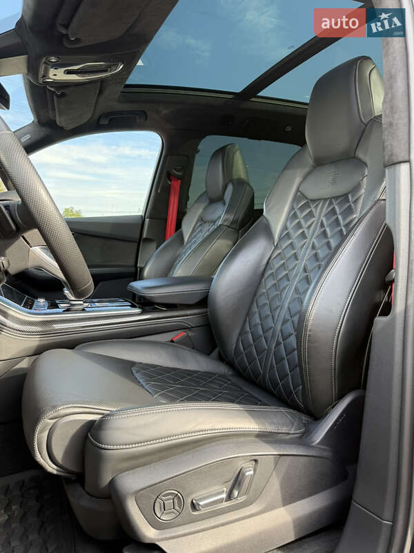 Позашляховик / Кросовер Audi SQ7 2020 в Києві
