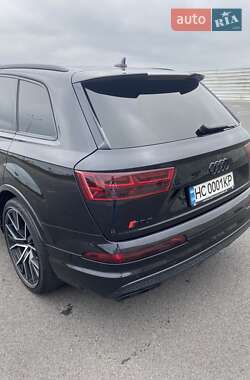 Внедорожник / Кроссовер Audi SQ7 2016 в 