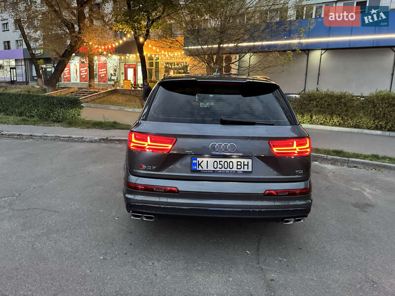Внедорожник / Кроссовер Audi SQ7 2018 в Киеве фото 4 Внедорожник / Кроссовер Audi SQ7 2018 в Киеве