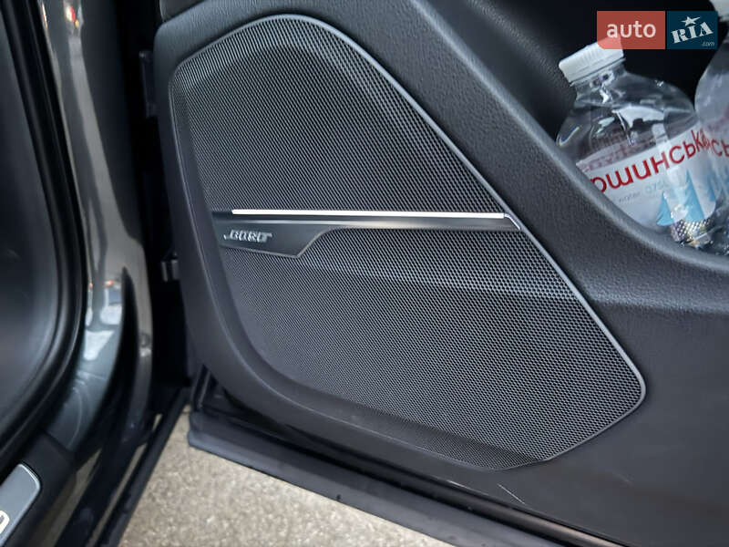 Внедорожник / Кроссовер Audi SQ7 2018 в Киеве фото 9 Внедорожник / Кроссовер Audi SQ7 2018 в Киеве