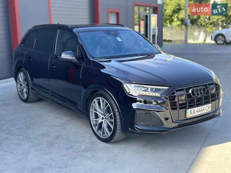 Внедорожник / Кроссовер Audi SQ7 2020 в 