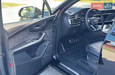 Внедорожник / Кроссовер Audi SQ7 2020 в 