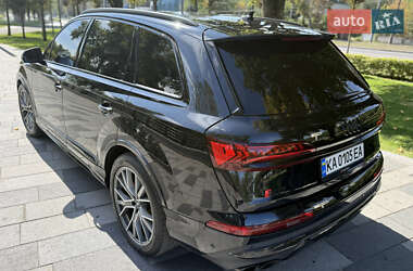 Внедорожник / Кроссовер Audi SQ7 2019 в 