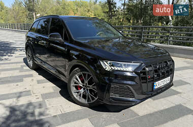 Внедорожник / Кроссовер Audi SQ7 2019 в 