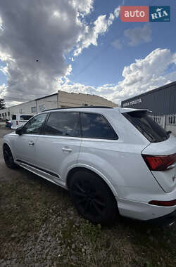 Внедорожник / Кроссовер Audi SQ7 2020 в 