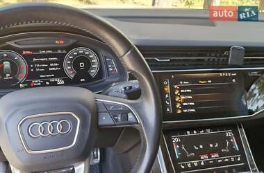 Внедорожник / Кроссовер Audi SQ7 2020 в 