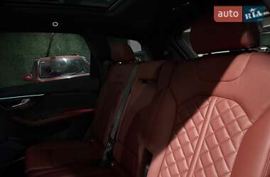 Внедорожник / Кроссовер Audi SQ7 2023 в 