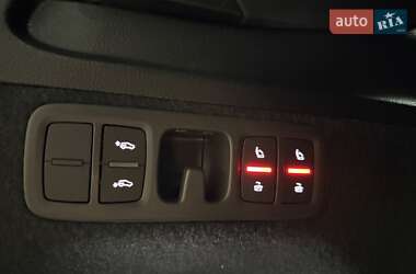 Внедорожник / Кроссовер Audi SQ7 2023 в 