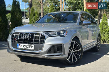 Внедорожник / Кроссовер Audi SQ7 2022 в 