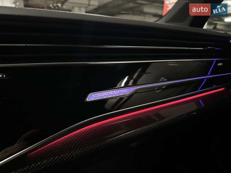 Внедорожник / Кроссовер Audi SQ7 2020 в Киеве