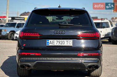 Внедорожник / Кроссовер Audi SQ7 2021 в 