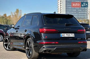 Внедорожник / Кроссовер Audi SQ7 2021 в 